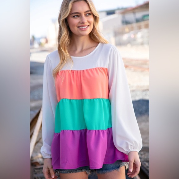 Ivory & Peach Woven Crepe Tiered Blouse - Picture 2 of 13